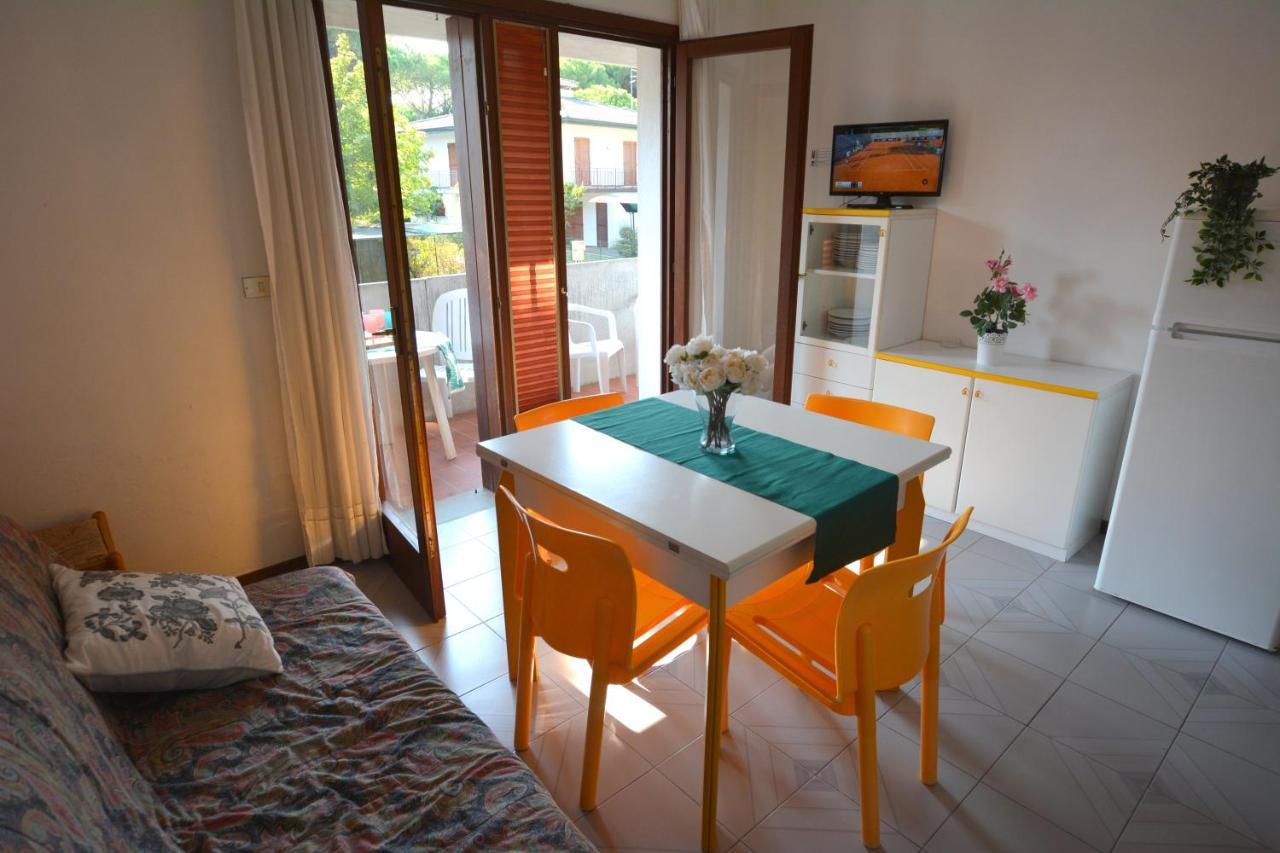 Flat In Lignano Pineta Apartamento Lignano Sabbiadoro Exterior foto